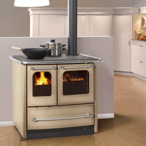 Отопительно-варочная печь La Nordica Sovrana Easy Evo 2.0 Cappuccino