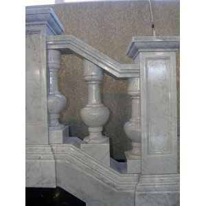 Лестница из мрамора Crumar Blanco Carrara