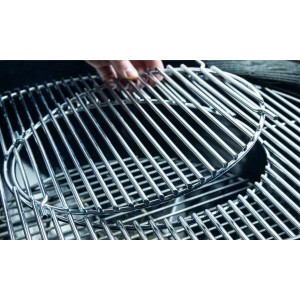 Угольный гриль Weber Master-Touch GBS E-5755