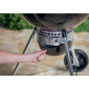Угольный гриль Weber Master-Touch GBS E-5755